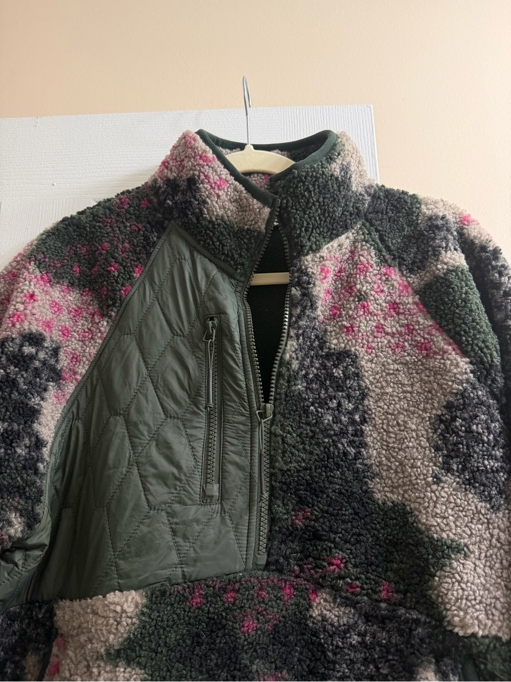 Women's Plush Sherpa Pullover Jacket in Green & Pink - Picture 2 of 4